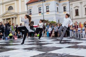 Neverending dance