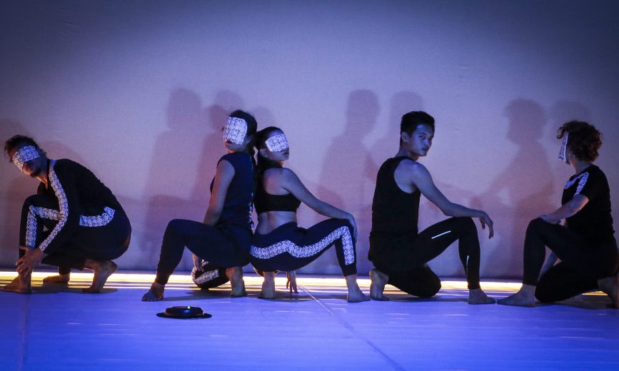 SQUAT / tretina diela 3×20 Ženy / NAŽIVO v DIVADLE