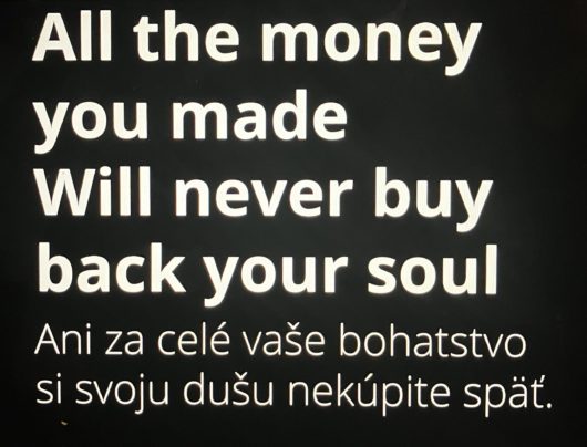 Noc divadiel: Tanec o vojne (a mieri)